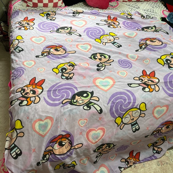 Vintage from the year  2000 Power Puff twin sheets. Fair condition - Picture 5 of 8
